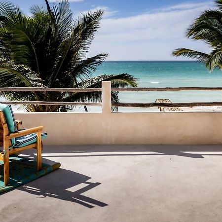 Oceanfront Casita Coral Apartment Chelem Bagian luar foto