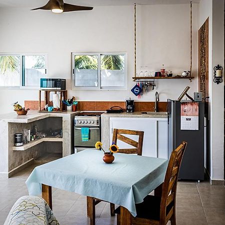 Oceanfront Casita Coral Apartment Chelem Bagian luar foto