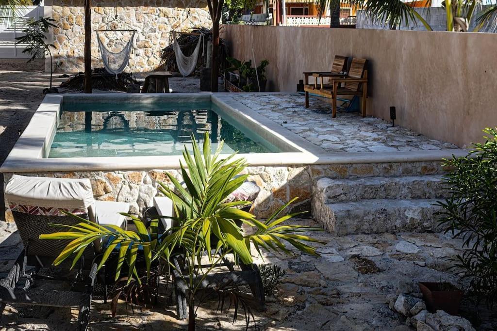 Oceanfront Casita Coral Apartment Chelem Bagian luar foto