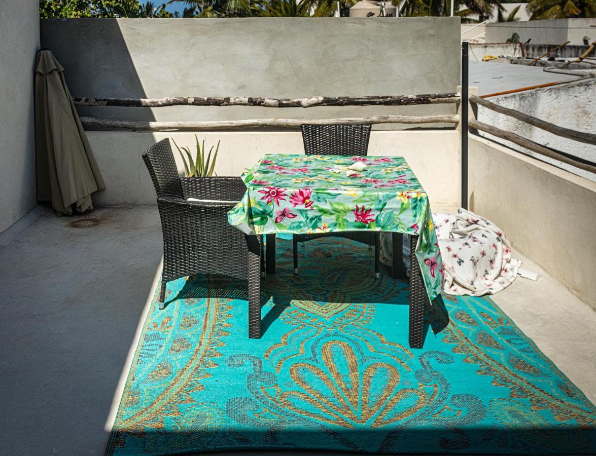 Oceanfront Casita Coral Apartment Chelem Bagian luar foto